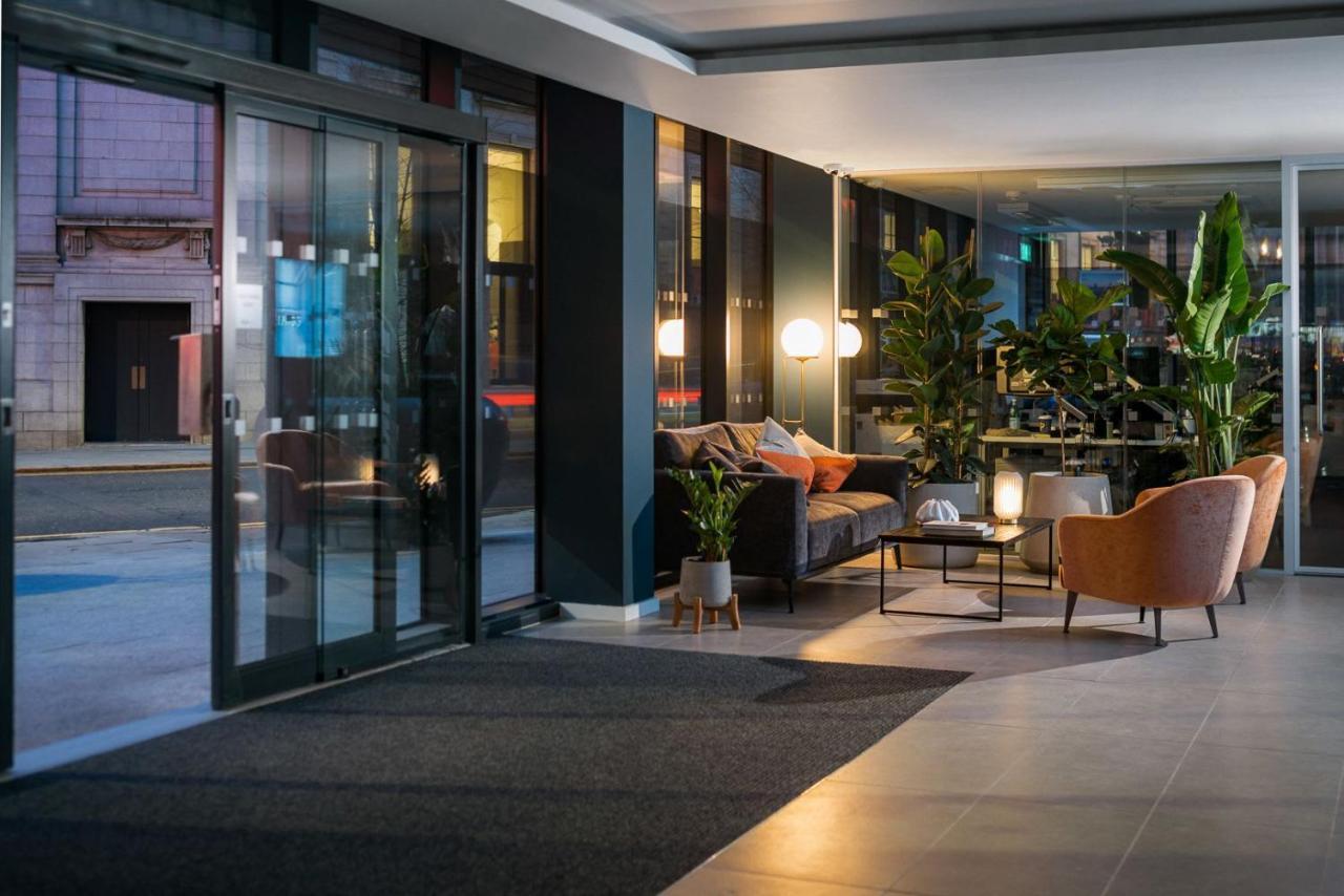Chic Apartments And Studios At The Point In Абърдийн Екстериор снимка
