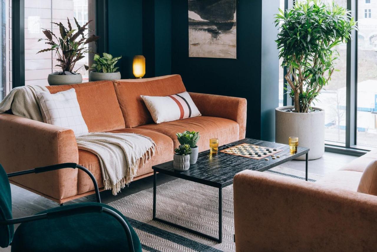 Chic Apartments And Studios At The Point In Абърдийн Екстериор снимка